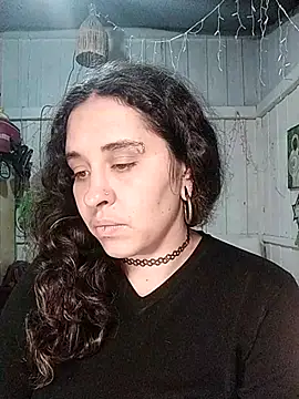 Snapshot of Fellyna chatting on 10/13/25, 04:14 Fellyna online show from 10/13/25, 04:14