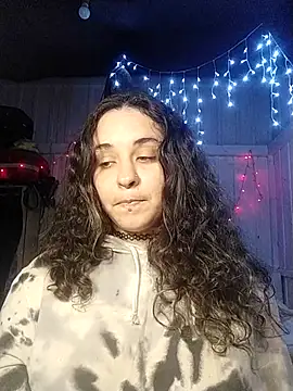 Snapshot of Fellyna chatting on 10/09/25, 05:41 Fellyna online show from 10/09/25, 05:41