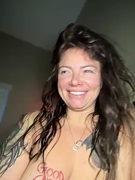 NaughtyLittleVeteran online show from 09/10/25, 01:43