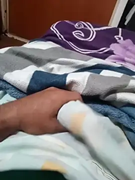 omeriz online show from 10/27/25, 09:38