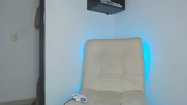 Andy collins   online show from 10/27/25, 06:31