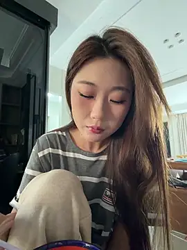 Xiaoxia-Baby online show from 05/08/26, 12:25