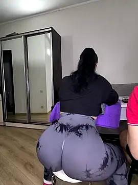 Snapshot of _KissMyAss_ chatting on 02/01/26, 06:39 KissMyAss online show from 02/01/26, 06:39