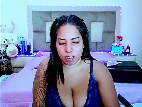indiantopaz694u online show from 05/25/26, 04:45
