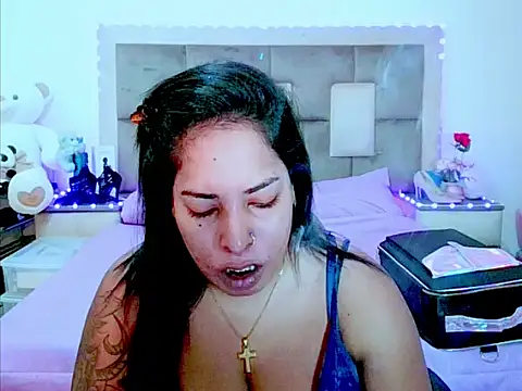 indiantopaz694u online show from 06/03/26, 04:35