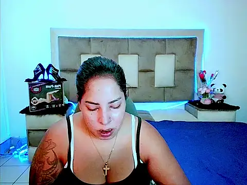 indiantopaz694u online show from 02/20/26, 04:42