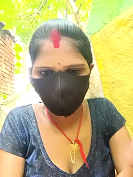 Snapshot of Chhavi_Chadha chatting on 09/21/25, 09:25 Chhavi Chadha online show from 09/21/25, 09:25