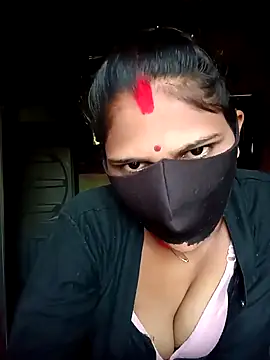 Snapshot of Chhavi_Chadha chatting on 10/14/25, 01:17 Chhavi Chadha online show from 10/14/25, 01:17
