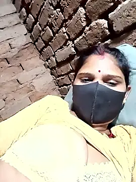 Chhavi Chadha online show from 05/27/26, 04:03