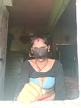 Snapshot of Chhavi_Chadha chatting on 10/04/25, 08:27 Chhavi Chadha online show from 10/04/25, 08:27