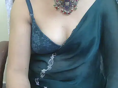 Lovely Manvi online show from 11/05/25, 04:21