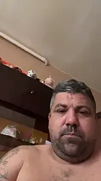 Snapshot of Alexander18edd chatting on 12/14/25, 12:33 Alexander18edd online show from 12/14/25, 12:33