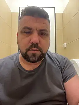 Snapshot of Alexander18edd chatting on 02/06/26, 07:26 Alexander18edd online show from 02/06/26, 07:26