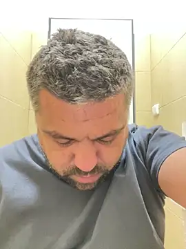 Snapshot of Alexander18edd chatting on 09/26/25, 11:06 Alexander18edd online show from 09/26/25, 11:06