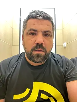 Snapshot of Alexander18edd chatting on 10/06/25, 07:42 Alexander18edd online show from 10/06/25, 07:42