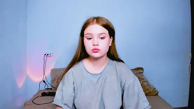 LaseyMoon online show from 01/17/26, 03:32