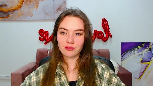 Snapshot of ElenaOconar chatting on 03/18/25, 06:50 ElenaOconar online show from 03/18/25, 06:50