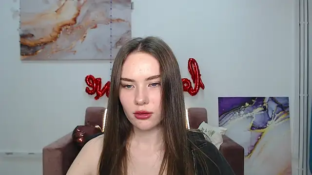 Snapshot of ElenaOconar chatting on 03/08/25, 03:45 ElenaOconar online show from 03/08/25, 03:45