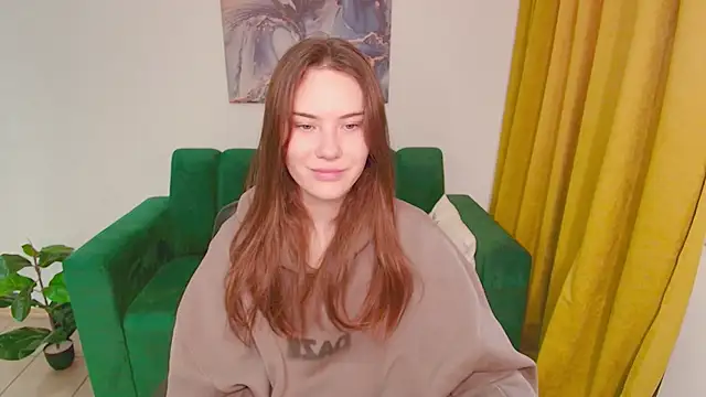 Snapshot of ElenaOconar chatting on 03/19/25, 06:35 ElenaOconar online show from 03/19/25, 06:35