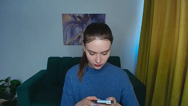 Snapshot of ElenaOconar chatting on 03/12/25, 12:36 ElenaOconar online show from 03/12/25, 12:36