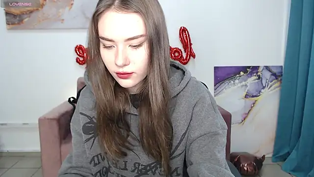Snapshot of ElenaOconar chatting on 02/25/25, 12:38 ElenaOconar online show from 02/25/25, 12:38