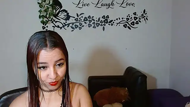 Snapshot of alexaa_gibson1 chatting on 03/22/25, 12:46 alexaa gibson1 online show from 03/22/25, 12:46