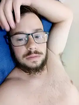 pikashot93 online show from 03/01/25, 04:04