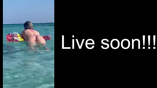  Allie  online show from 10/24/25, 04:44