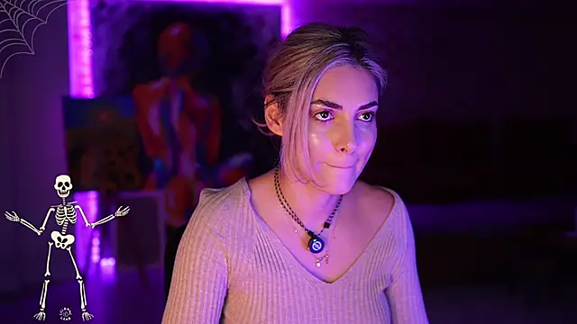  Allie  online show from 10/28/25, 05:18