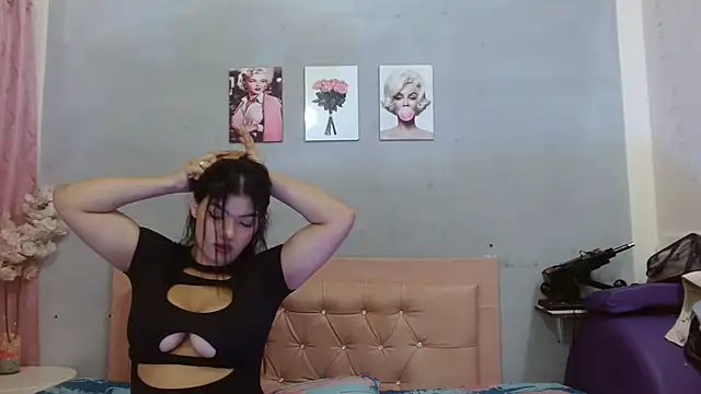 Alma Meza online show from 02/17/26, 01:19