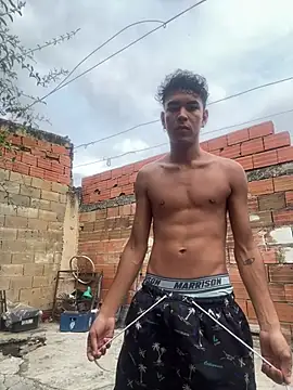 twinks 28 online show from 04/25/26, 12:30