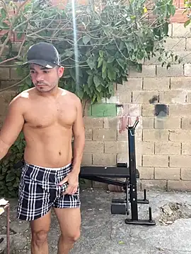 twinks 28 online show from 01/06/26, 06:23