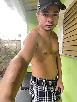 Snapshot of twinks_28 chatting on 01/15/26, 07:28 twinks 28 online show from 01/15/26, 07:28