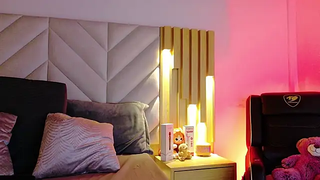 Anaise latif online show from 04/02/26, 11:39