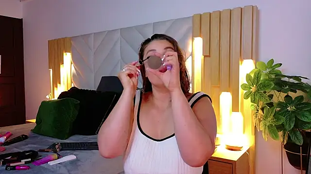 Anaise latif online show from 10/02/25, 11:35