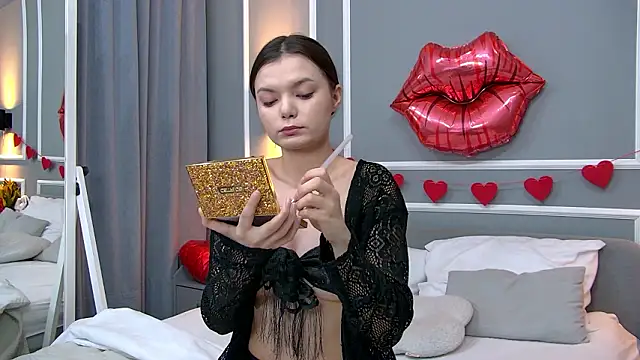 AsterQuinn online show from 03/11/26, 12:54