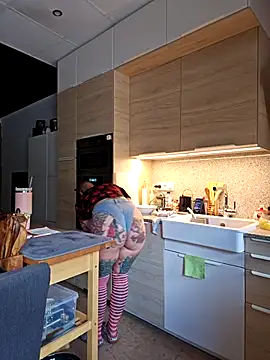 Emma Milf25 online show from 12/15/25, 01:39