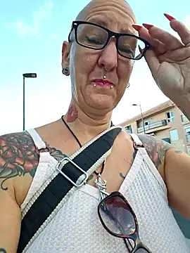 Emma Milf25 online show from 09/24/25, 07:37