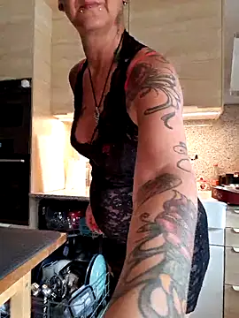 Emma Milf25 online show from 10/02/25, 09:45