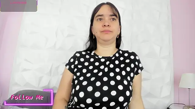 Valeriagomez  online show from 11/28/25, 12:05