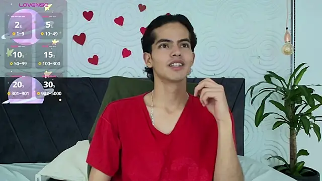 Maximoherrera 16 online show from 04/16/26, 01:34