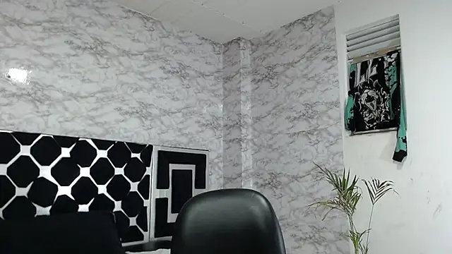 Maximoherrera 16 online show from 02/27/25, 10:01