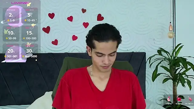 Maximoherrera 16 online show from 04/24/26, 01:13