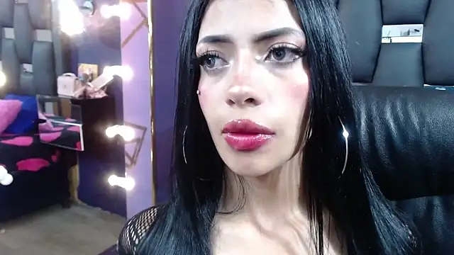 EMYCLARK01 online show from 03/12/26, 05:55
