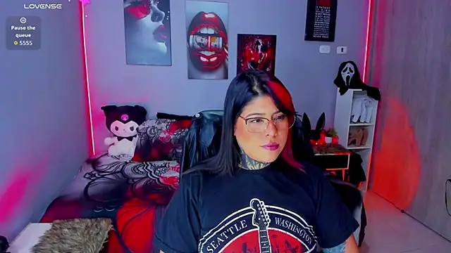 Veronika metal online show from 10/24/25, 05:17