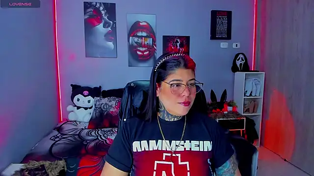 Veronika metal online show from 11/10/25, 07:57