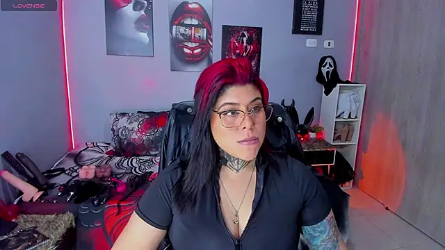 Veronika metal online show from 12/17/25, 11:54