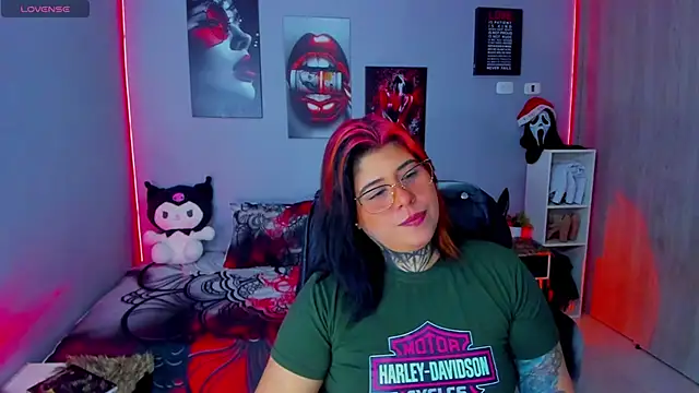 Veronika metal online show from 11/17/25, 07:45