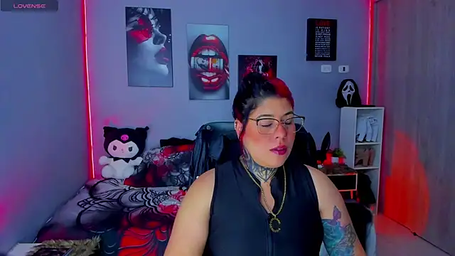 Veronika metal online show from 11/06/25, 08:18