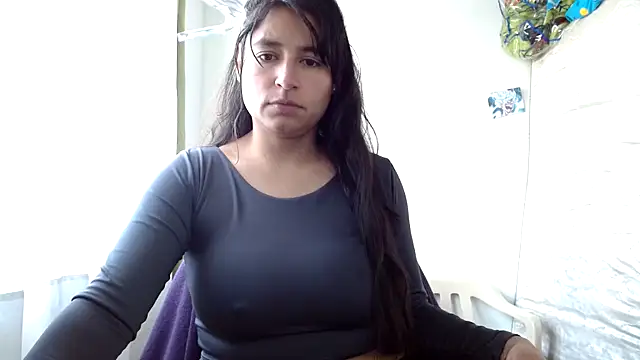 Snapshot of Escarcha-blue chatting on 02/21/26, 08:22 Escarcha-blue online show from 02/21/26, 08:22